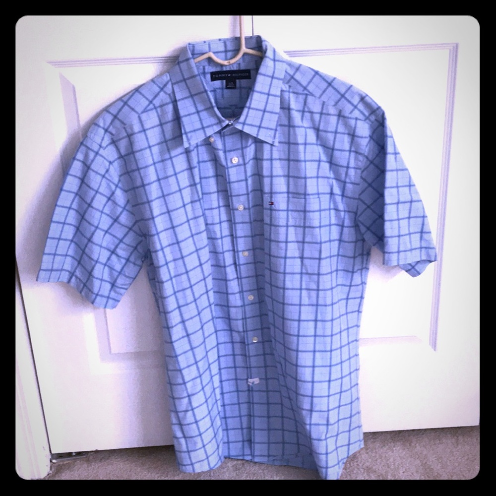 Tommy Hilfiger Short Sleeve Button Down, Large